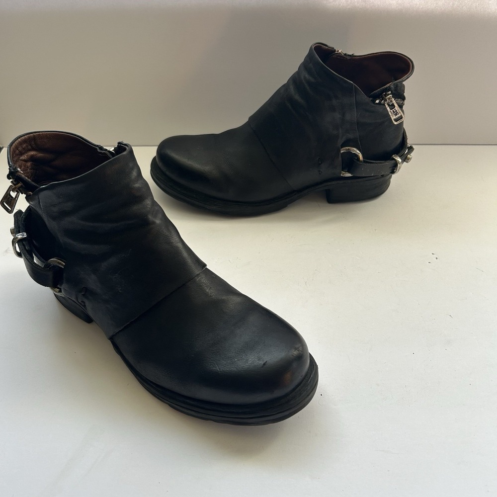 AS 98 Air Step Steve Black Leather Studded Moto Biker Ankle Zip Booties 37 6.5 - Picture 6 of 16